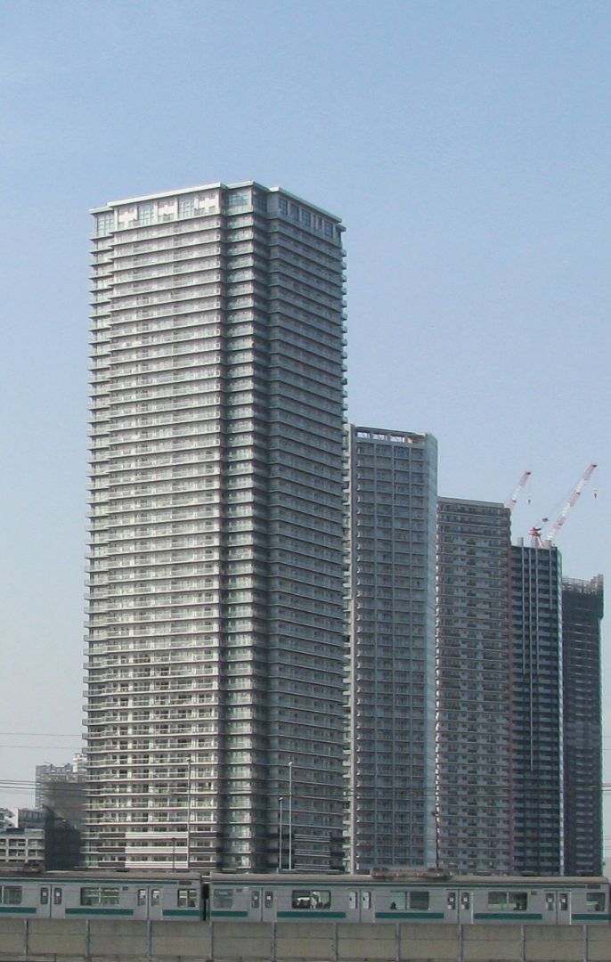 Wコンフォートタワーズイースト 外観